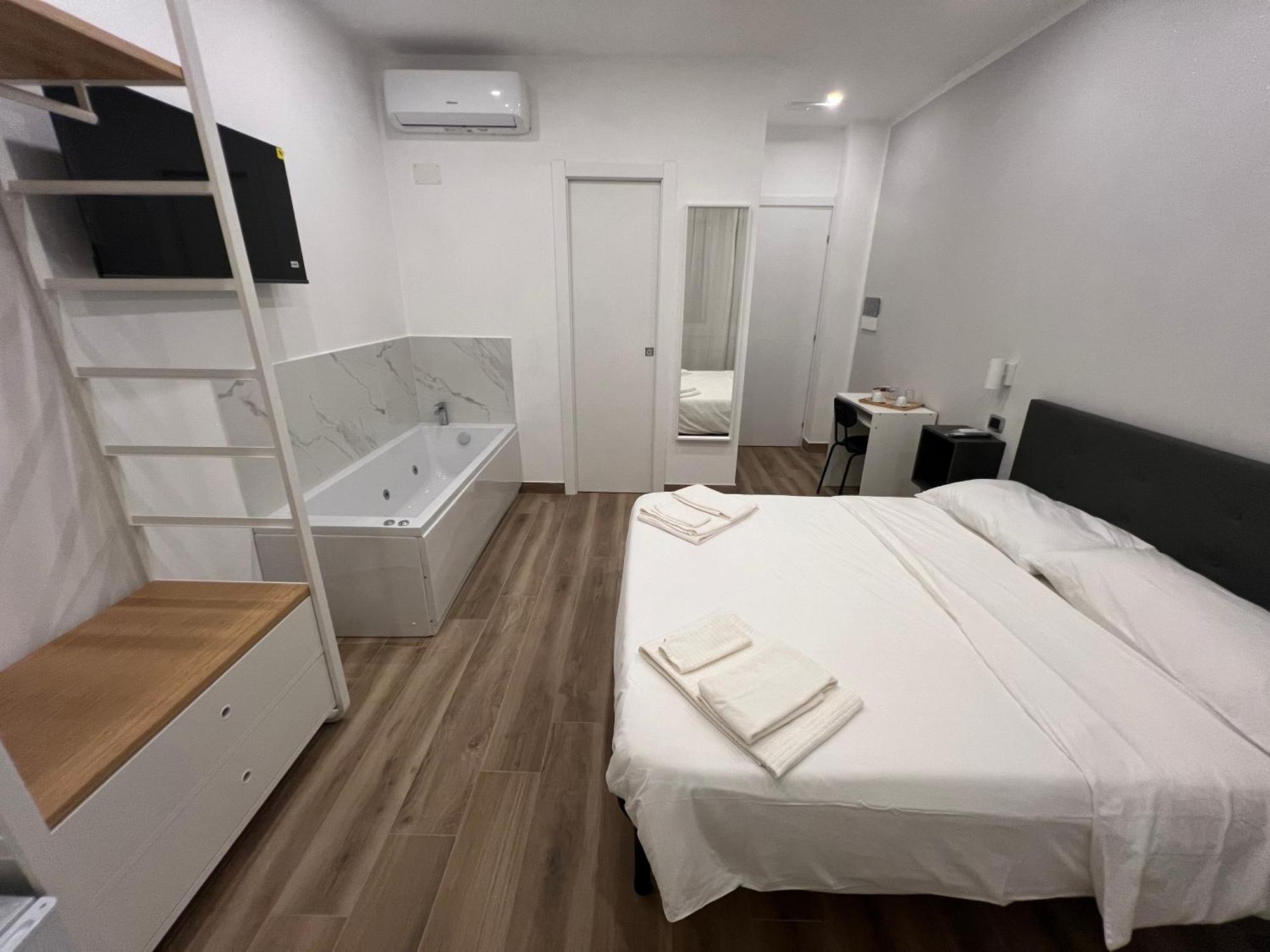 Suite 98 Рим Екстериор снимка